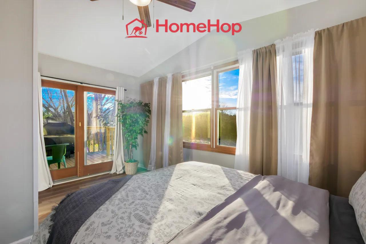 Coastal Comfort: Sea Breeze Realty & Property Management